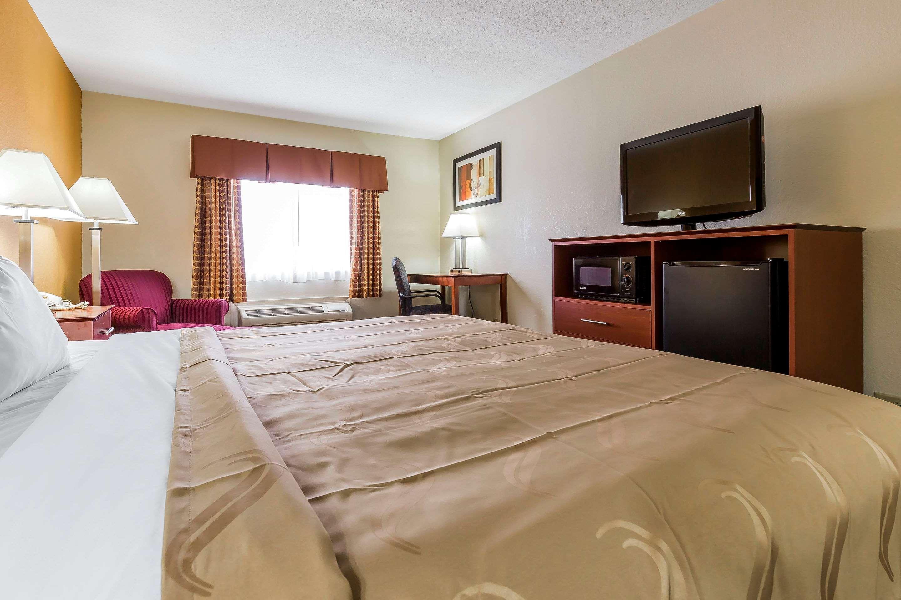 Quality Inn Sycamore - Dekalb Exterior photo