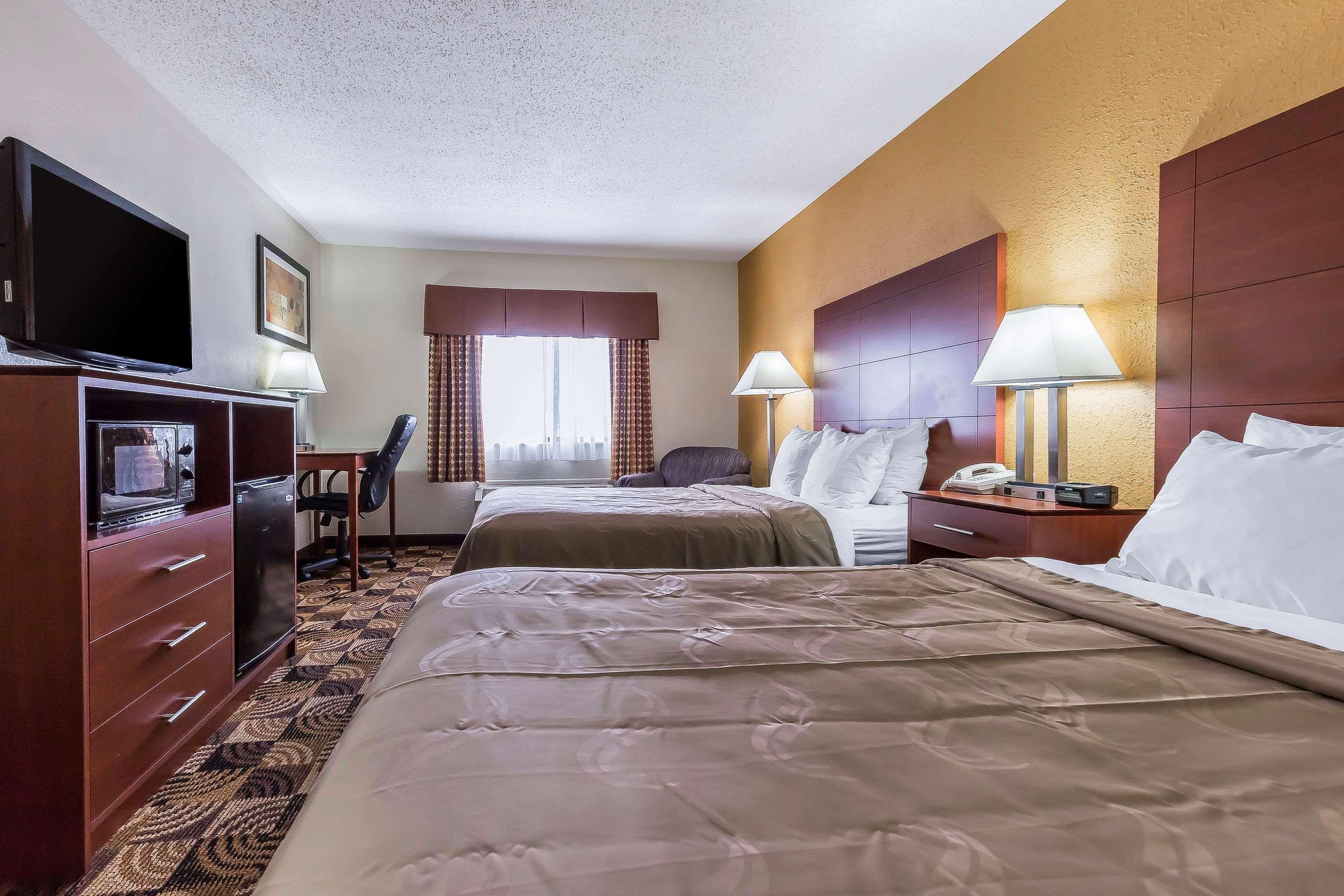 Quality Inn Sycamore - Dekalb Exterior photo