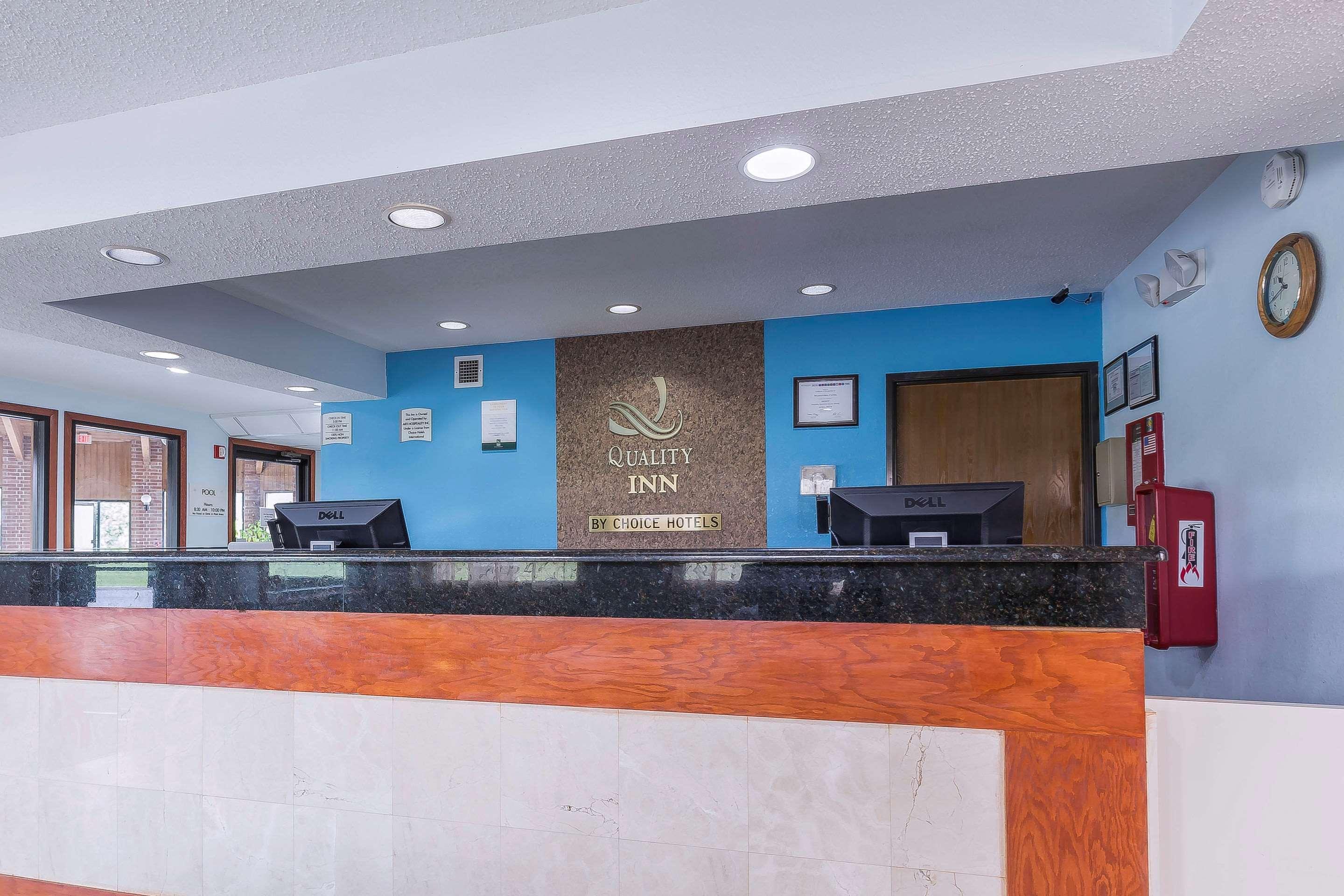 Quality Inn Sycamore - Dekalb Exterior photo
