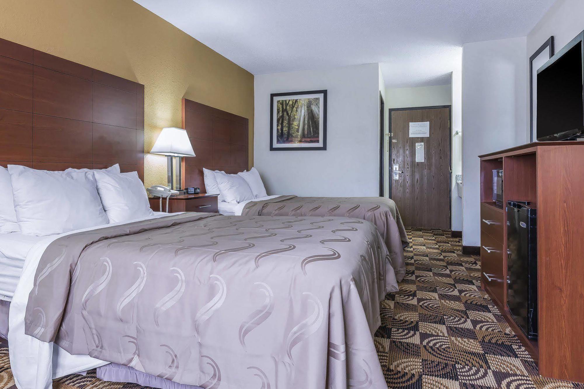 Quality Inn Sycamore - Dekalb Exterior photo